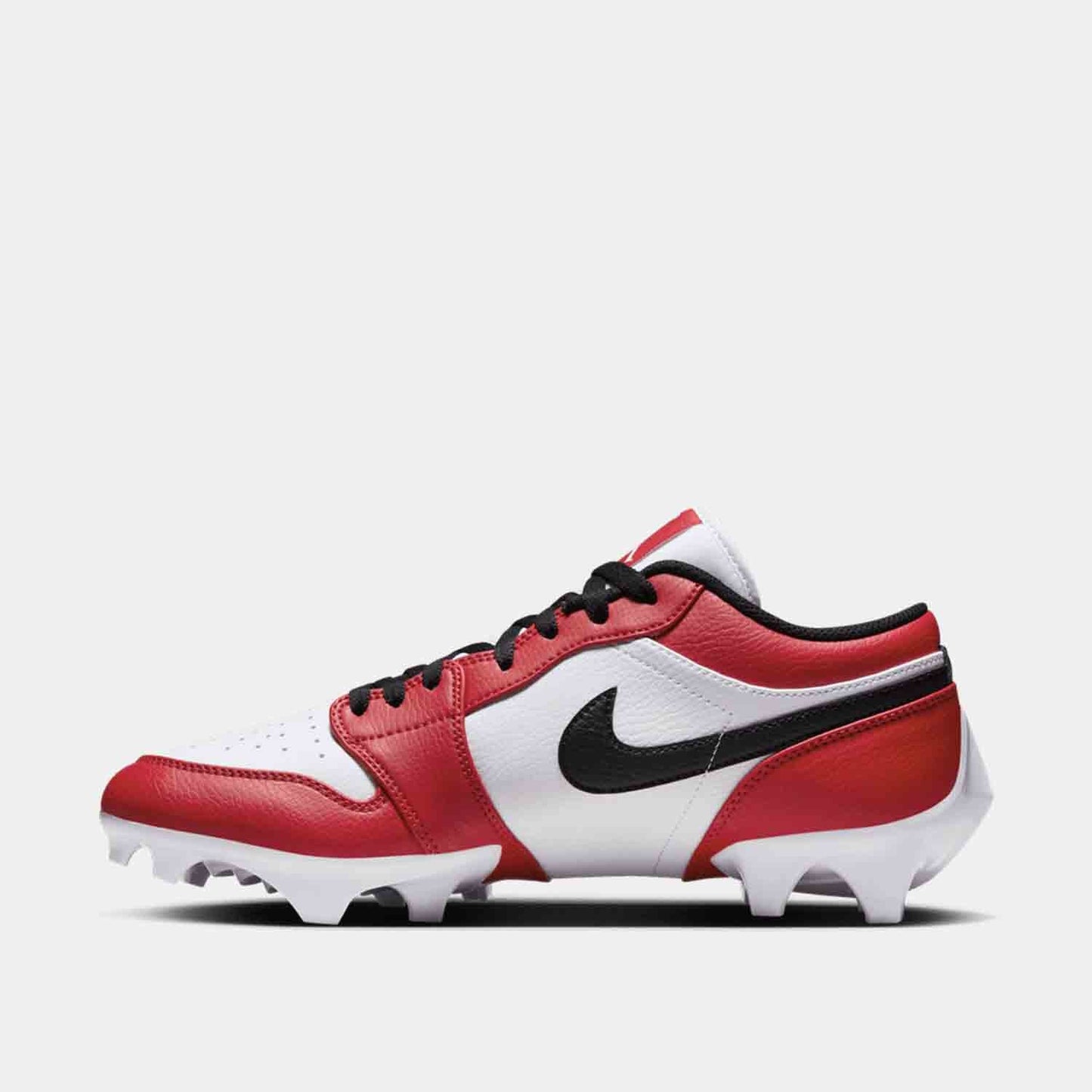 Side medial view of the Men's Jordan 1 Low TD Football Cleats.