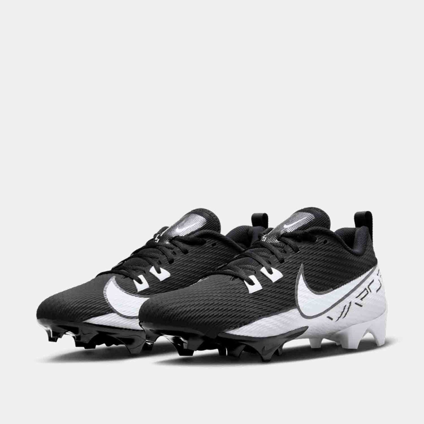 Front view of the Nike Men's Vapor Edge Speed 360 2 Football Cleats.