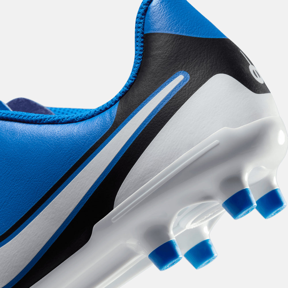 Up close, rear view of the Kids' Jr. Tiempo Legend 10 Club Soccer Cleats.