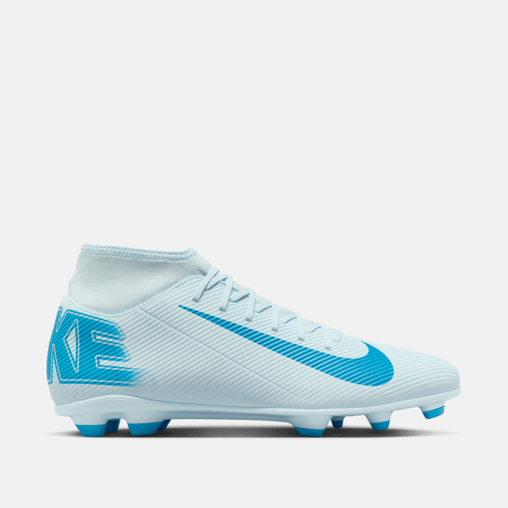 Side view of the Nike Mercurial Superfly 10 Club Soccer Cleats.