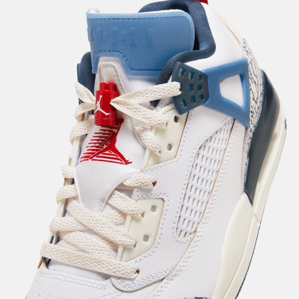 Up close, front view of the Men's Jordan Spizike Low.