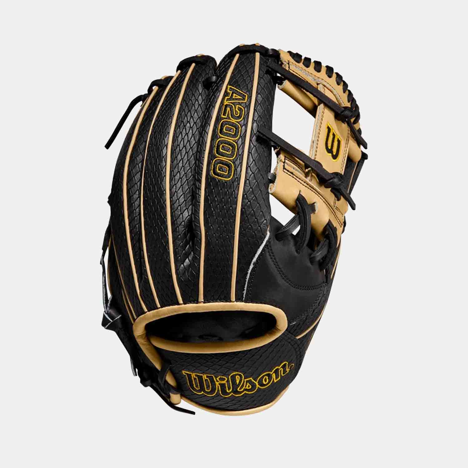 Rear view of 2022 Ke'Bryan Hayes A2000 Infield Baseball Glove.